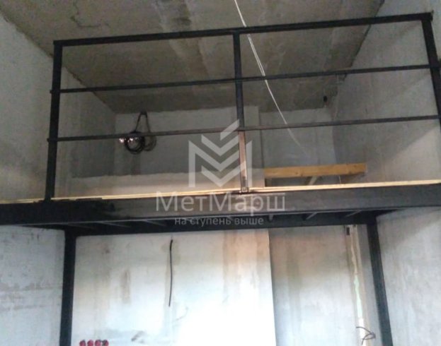 Полуэтаж из металла