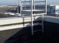 Лестницы вертикальные длиной 14м в аэропорт