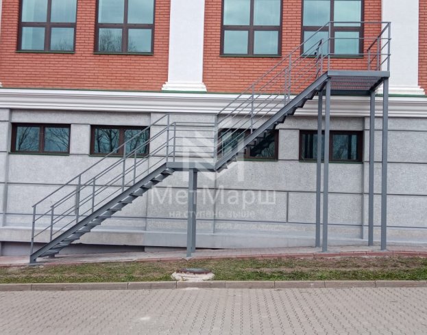 лестница эвакуационная П2